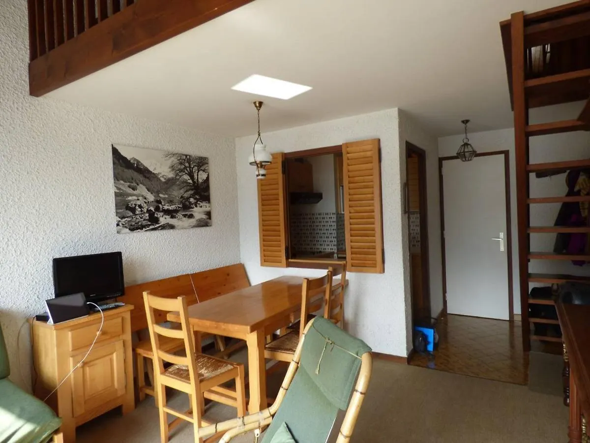 Apartment Appartement Confortable 4/6 Personnes Au Grand-Bornand, Proche Centre Et Skibus - Fr-1-458-115 Le Grand-Bornand